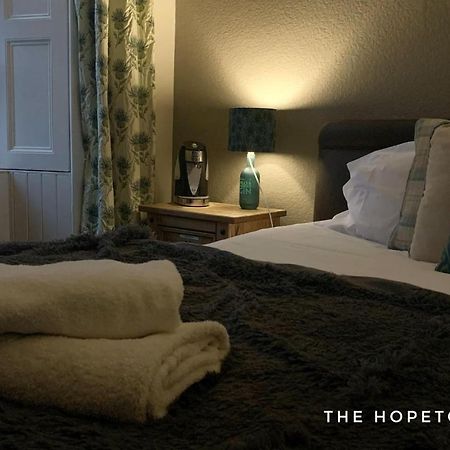The Hopetoun Arms Hotel Leadhills Eksteriør billede